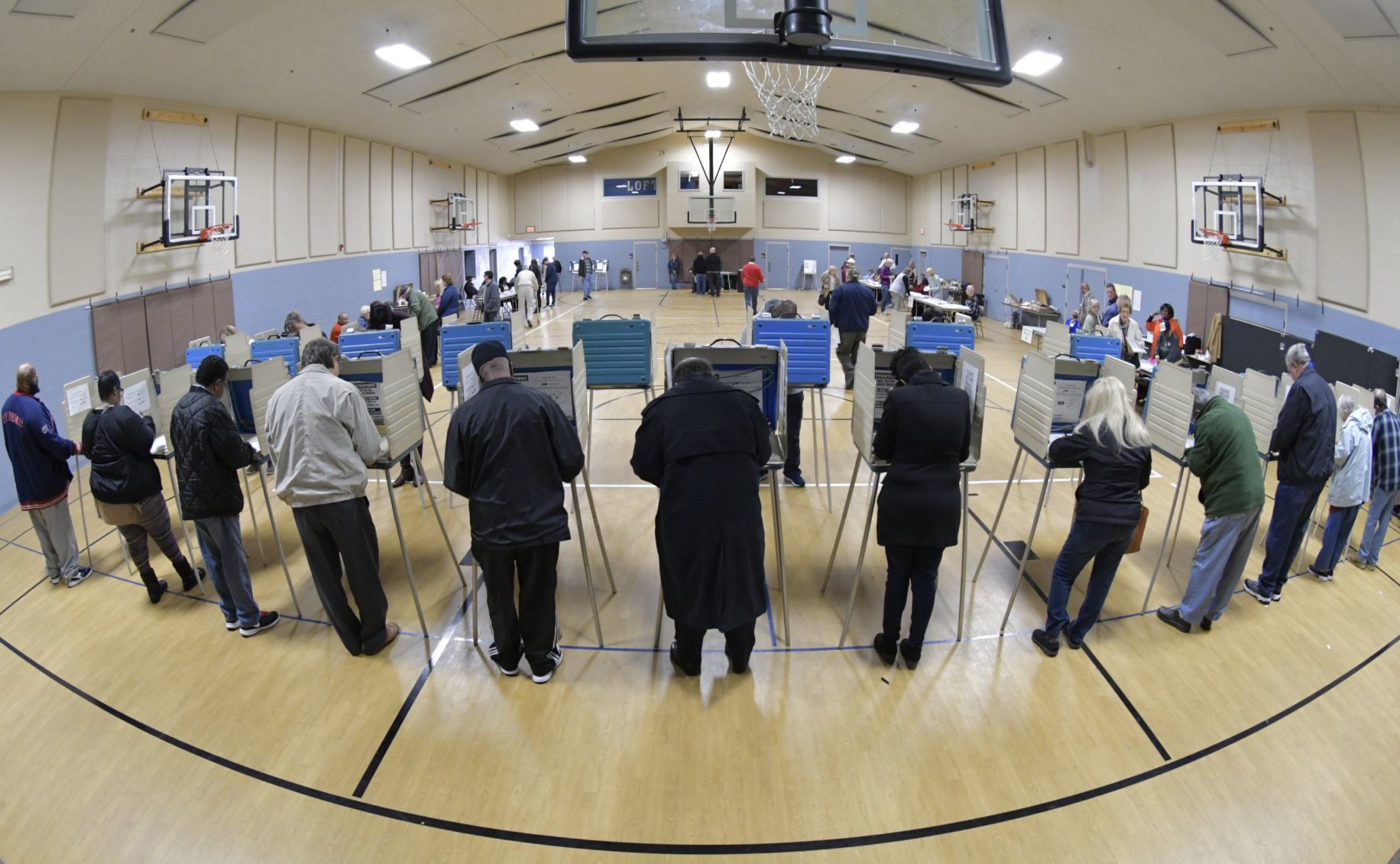 Midterm election voting in Belleville area